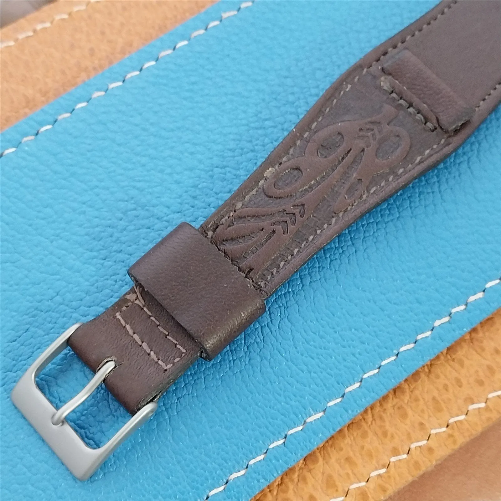 17mm Vintage Embossed Western Leather Classic Cuff 1970s Unused Watch Band