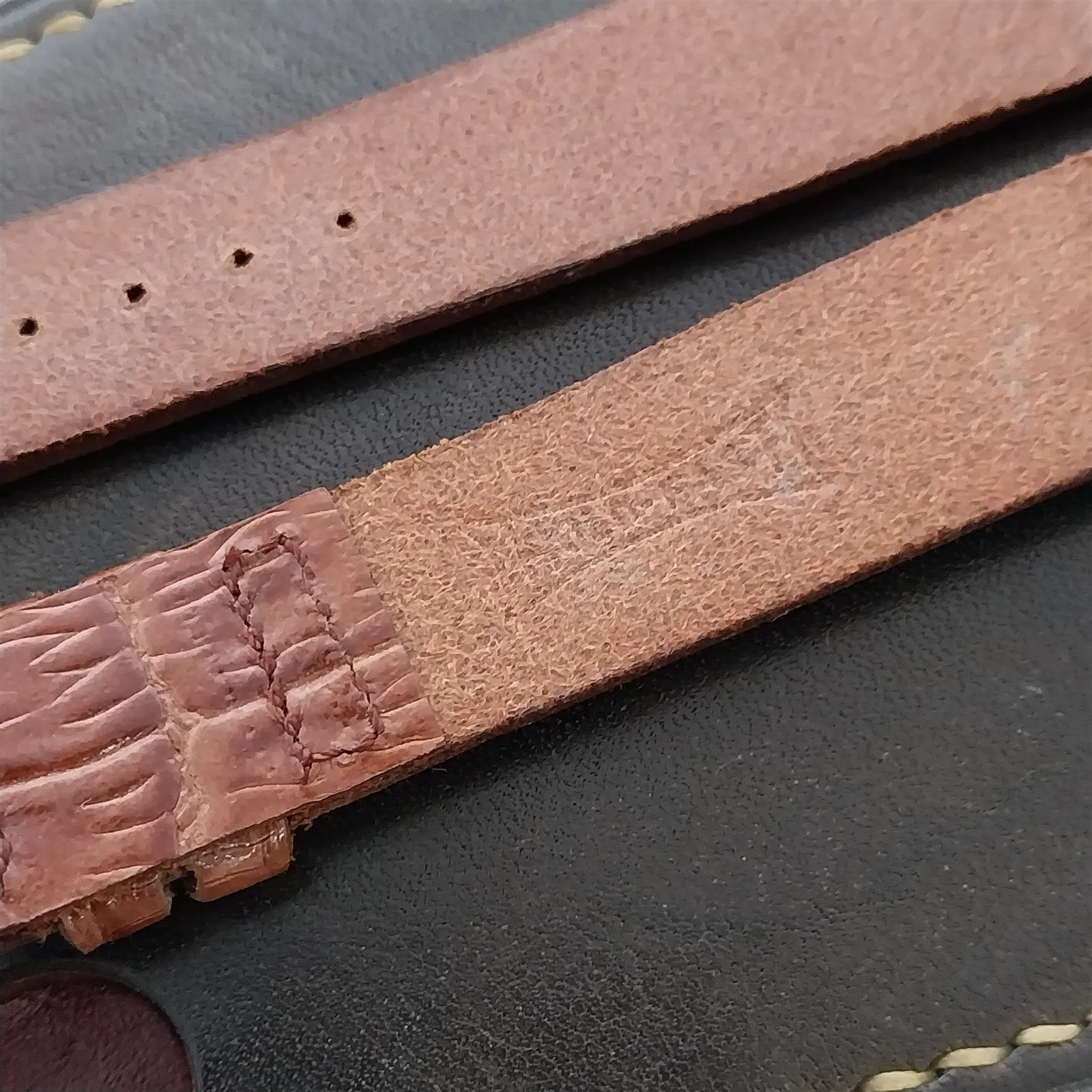 18mm Long Wire-Lug Leather Unused nos 1940s-1950s Vintage Watch Band