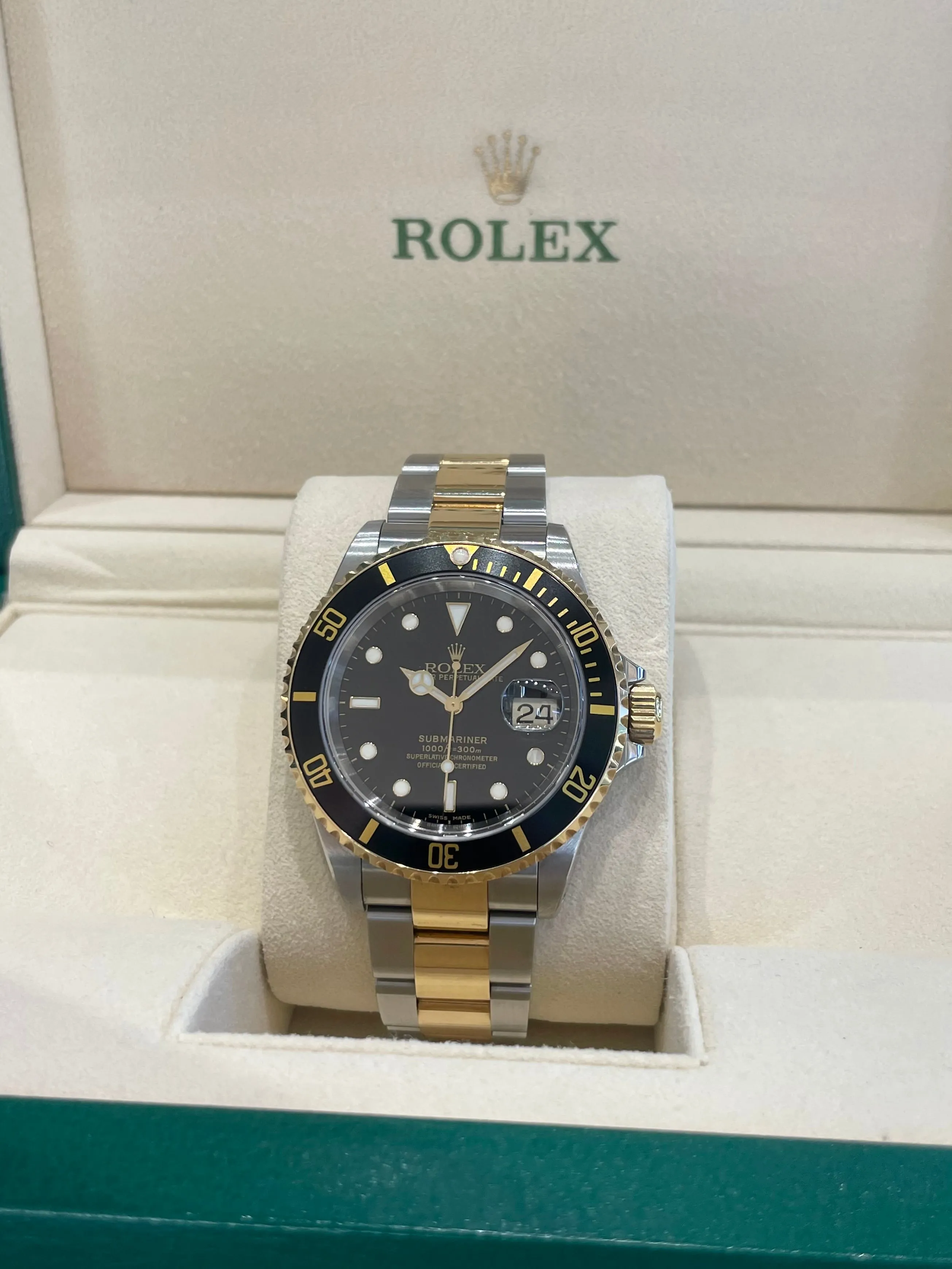 2000 Rolex Submariner 16613LN