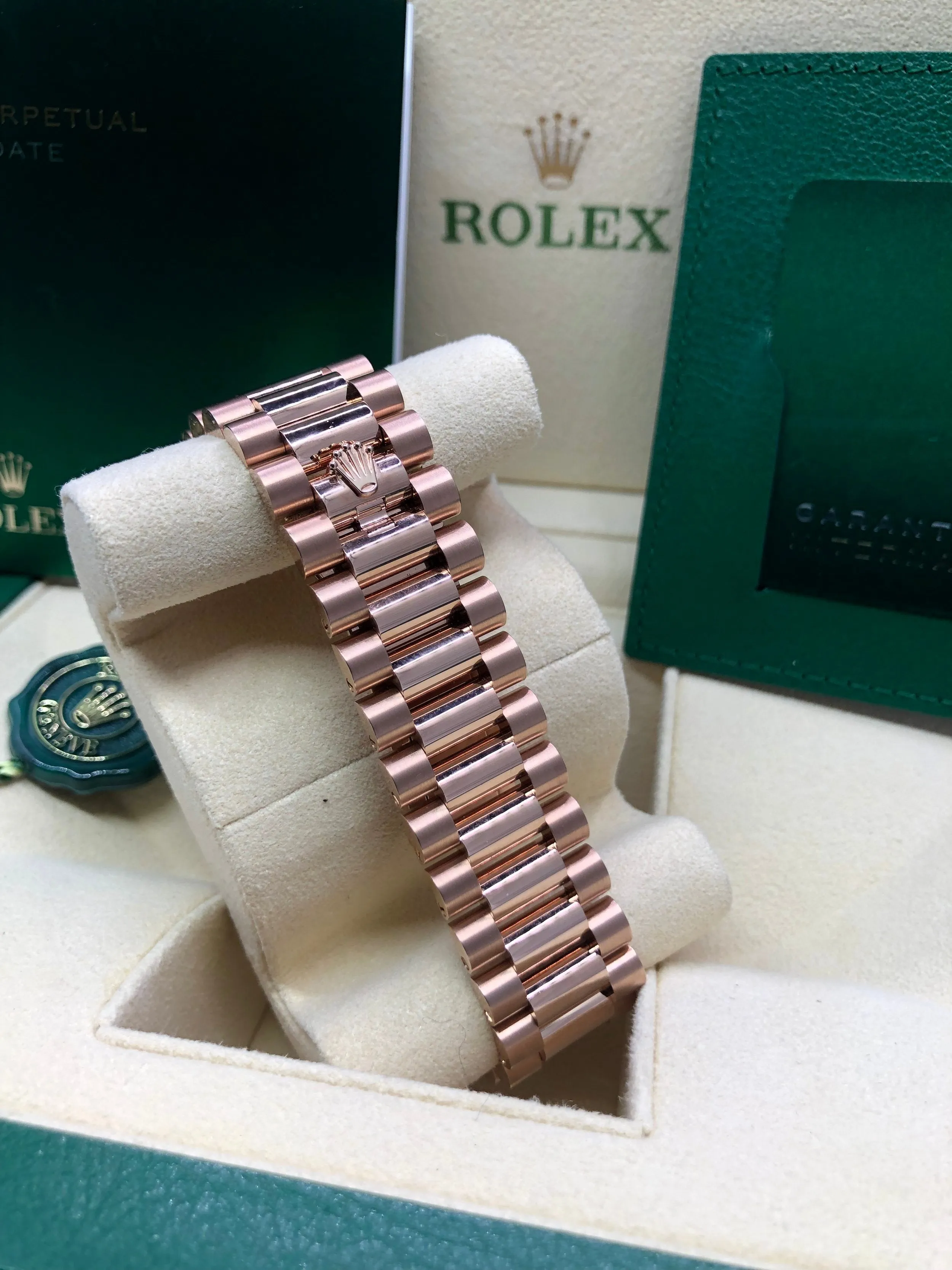 2022 Rolex Day-Date 40 228235