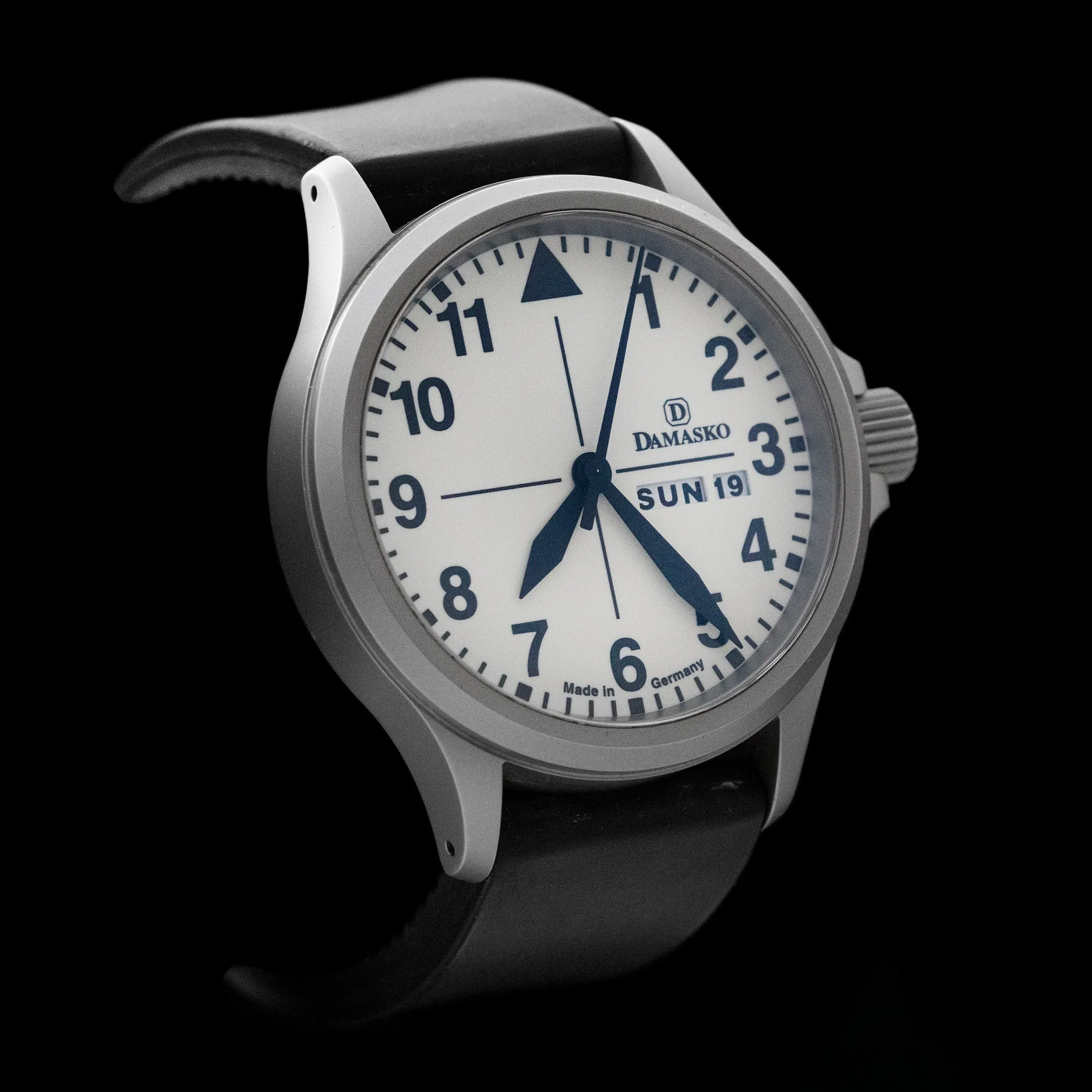 Damasko - DA37 Pilot’s Watch ‘Full-Lume Dial’