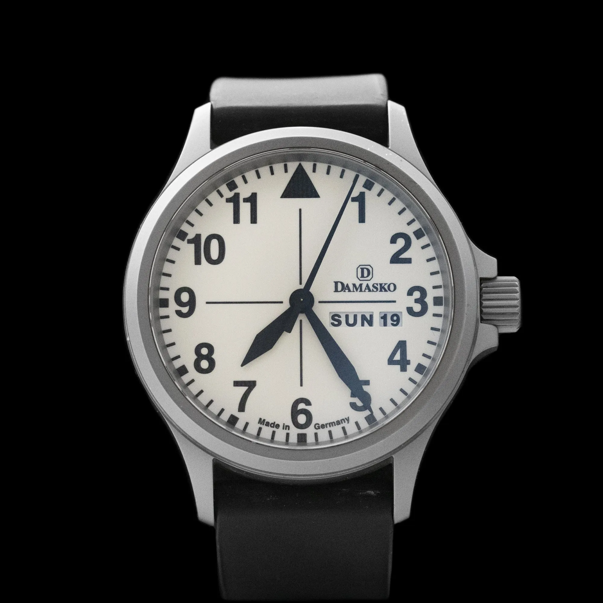 Damasko - DA37 Pilot’s Watch ‘Full-Lume Dial’