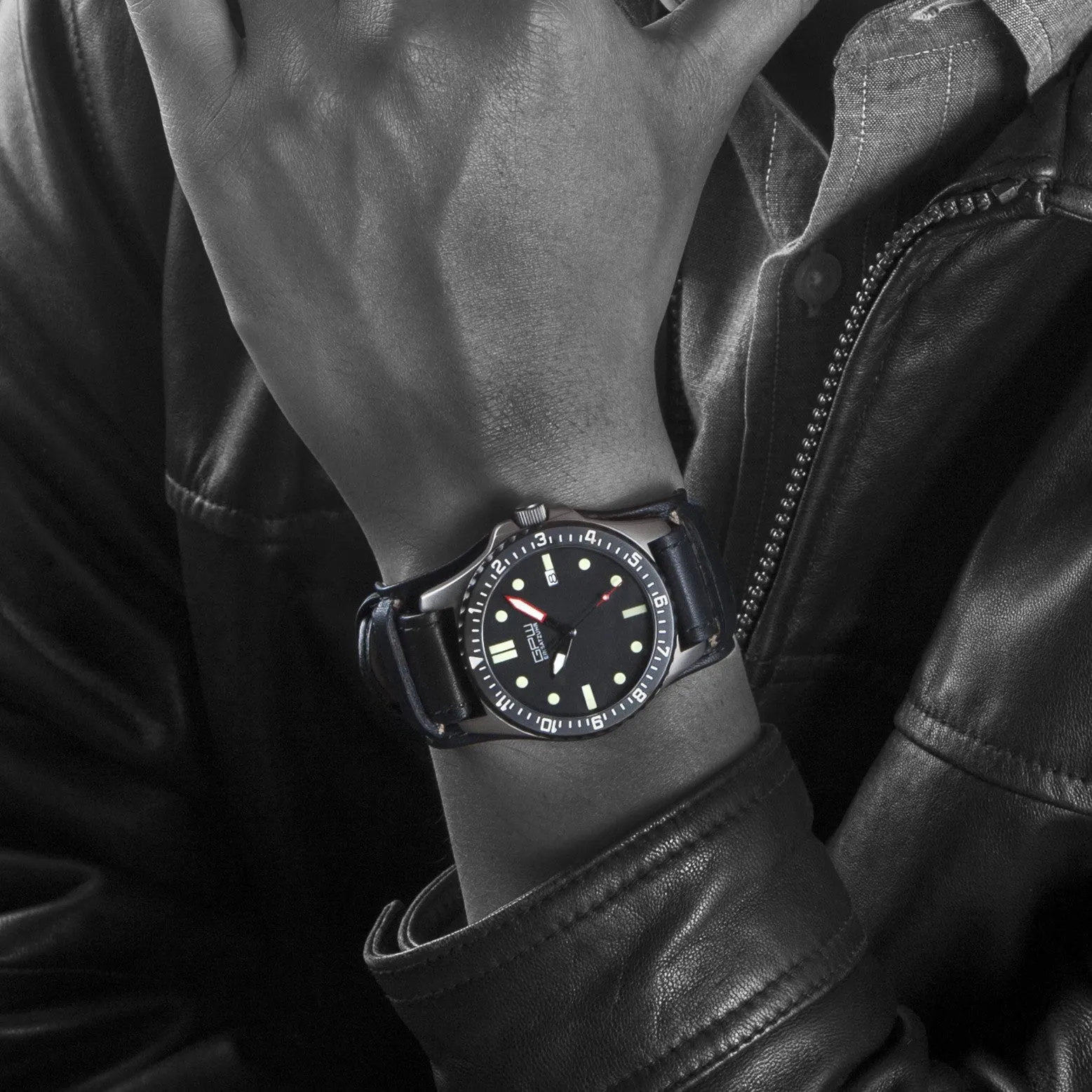 German Military Titanium Automatic Watch. GPW Date. 200M W/R. Sapphire Crystal. German BUND Leatherstrap