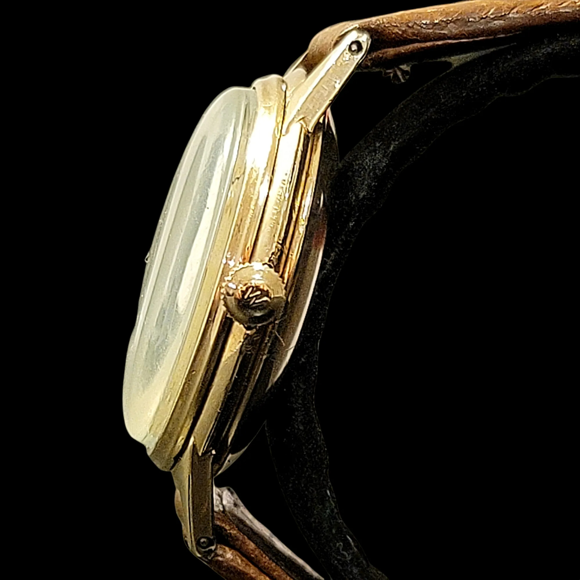 GRUEN Precision Auto-Wind Watch 17 Jewels Bumper Automatic Wristwatch