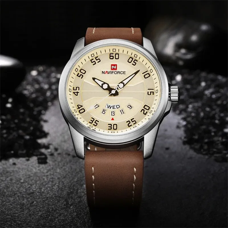Leather Band Quartz Watch(Out of Stock)