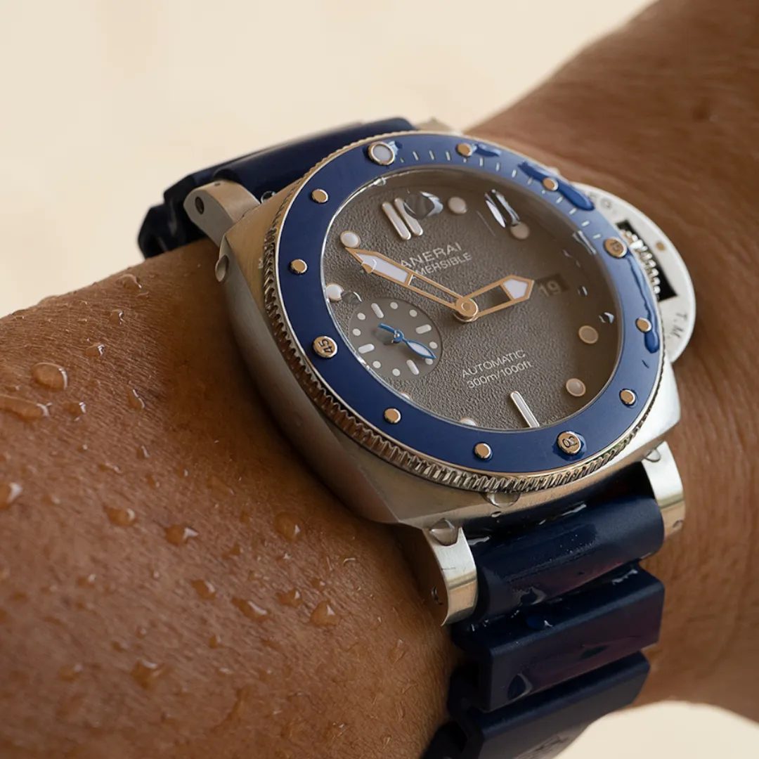 Panerai Submersible 42mm – PAM00959 – Grey Dial – Blue Bezel – Unworn – Full Set