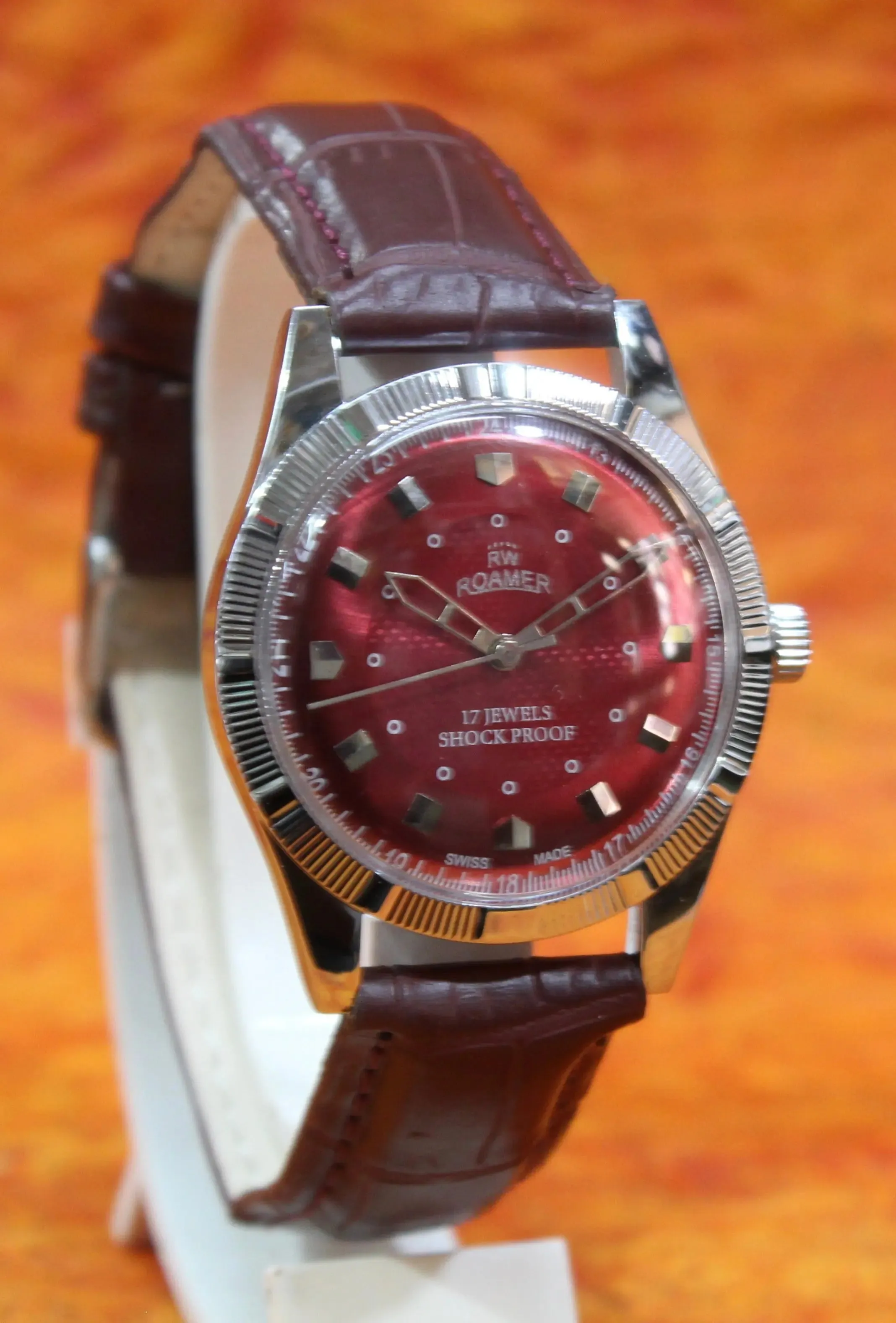 Red Dial Watch Roamer Vintage 17 Jewels FHF ST96 Mechanical Hand Winding Swiss Made