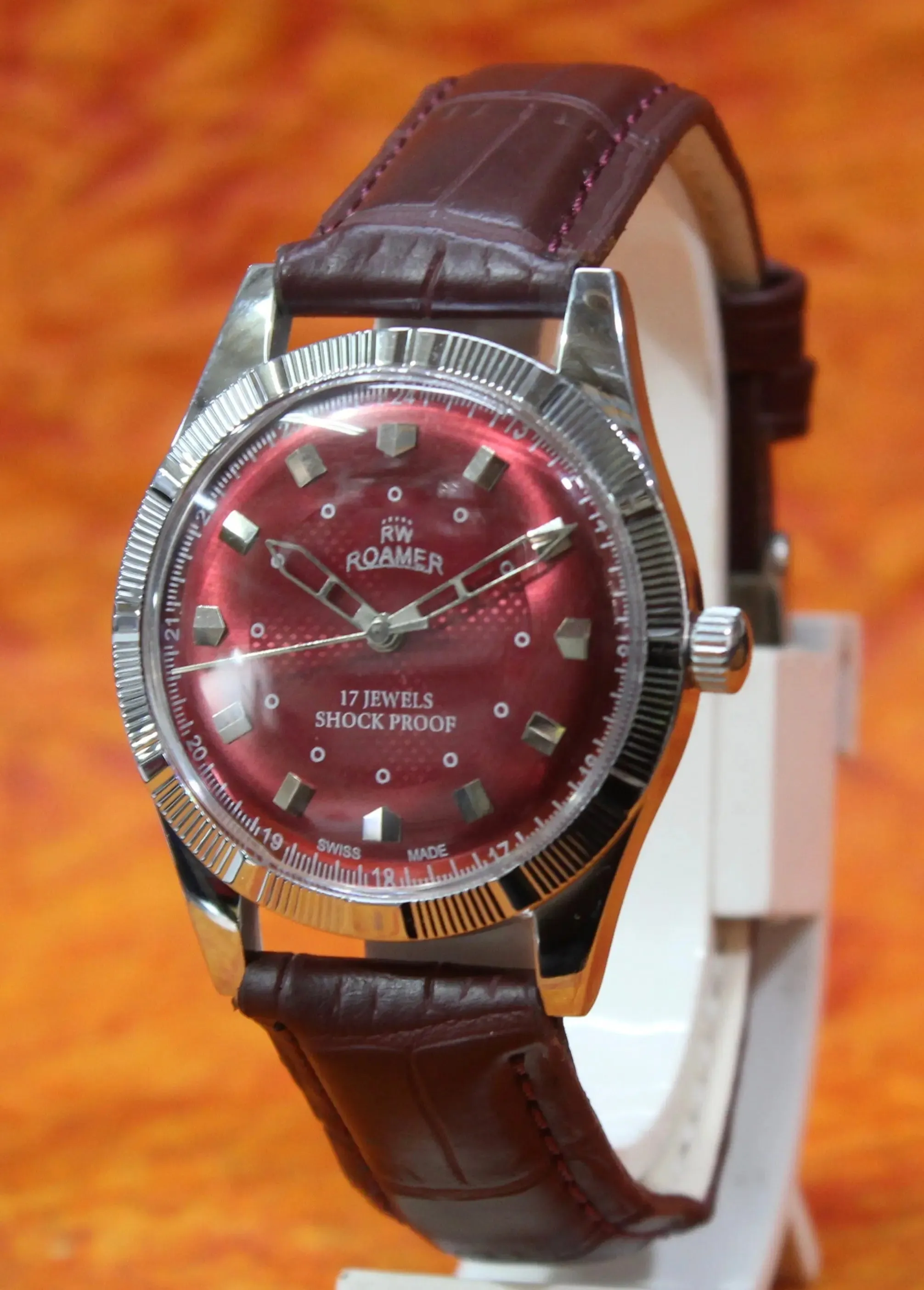 Red Dial Watch Roamer Vintage 17 Jewels FHF ST96 Mechanical Hand Winding Swiss Made
