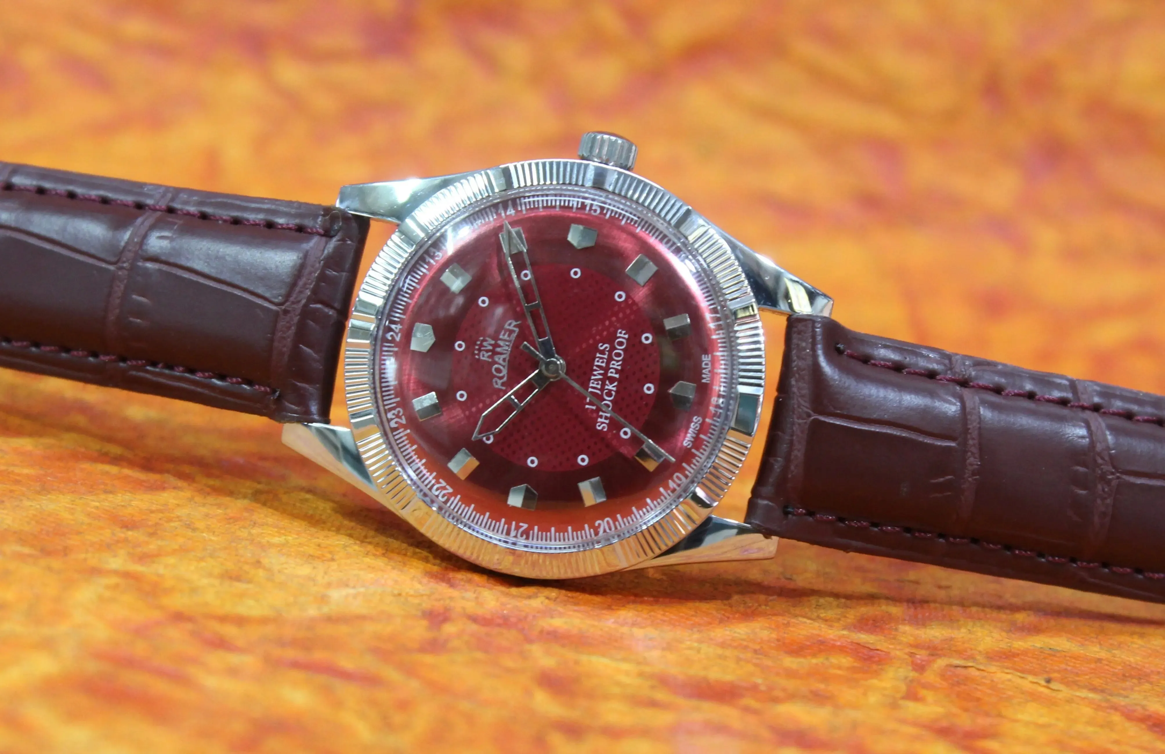 Red Dial Watch Roamer Vintage 17 Jewels FHF ST96 Mechanical Hand Winding Swiss Made