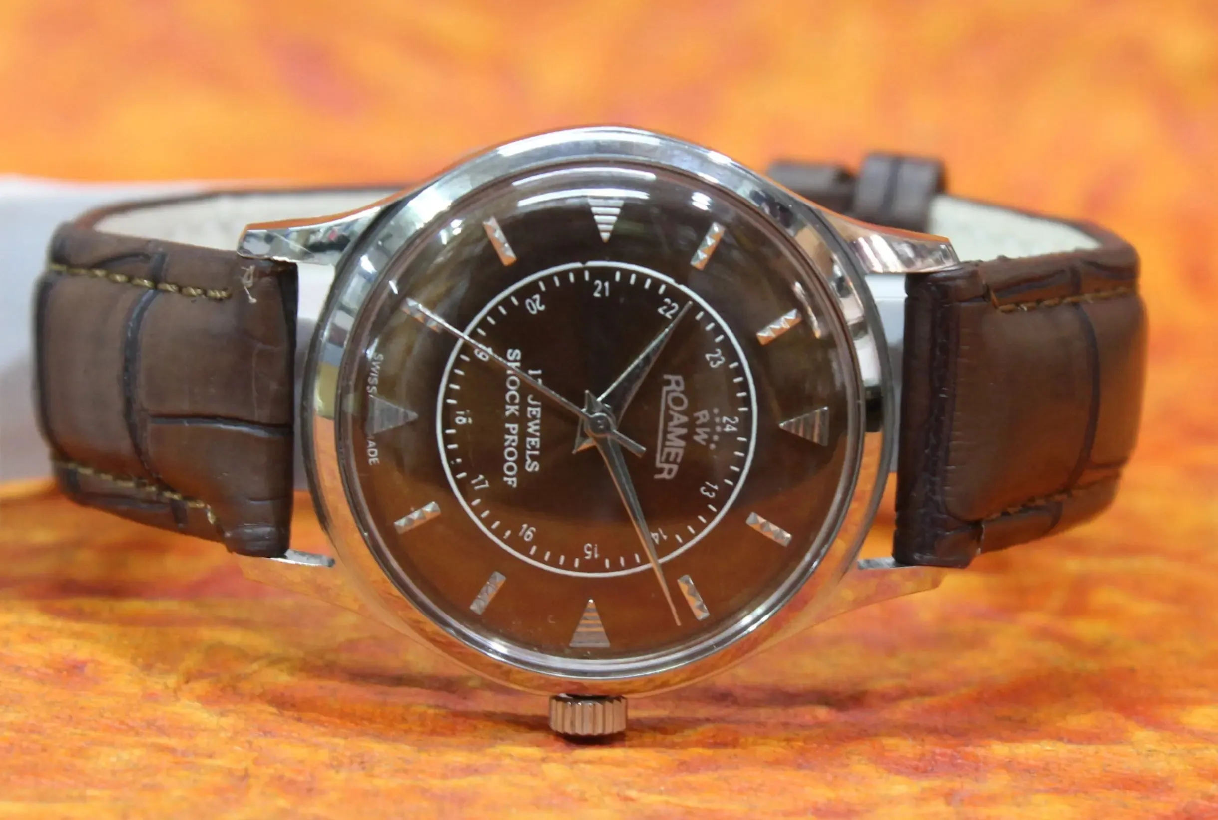 Roamer Vintage 17 Jewels ST96 Mechanical Hand Winding Swiss Made Wristwatch