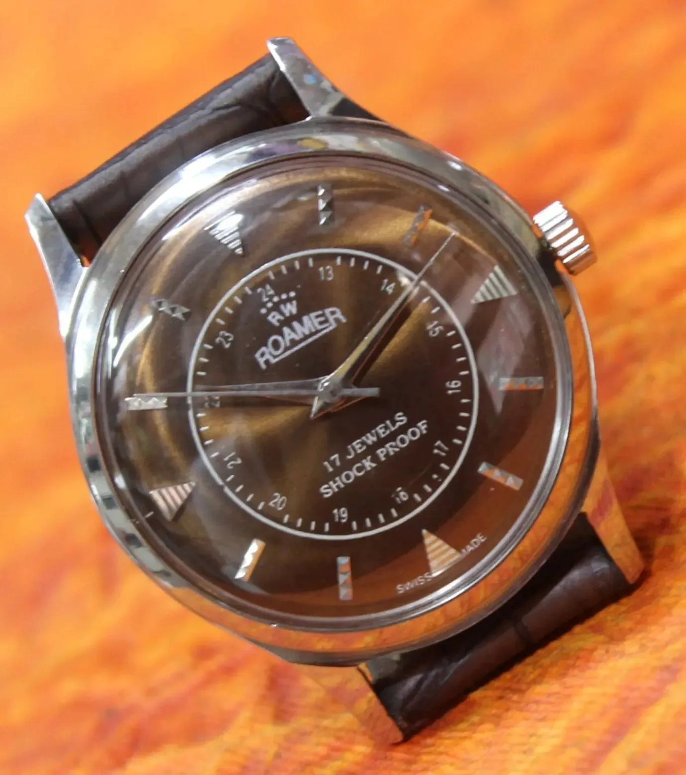 Roamer Vintage 17 Jewels ST96 Mechanical Hand Winding Swiss Made Wristwatch