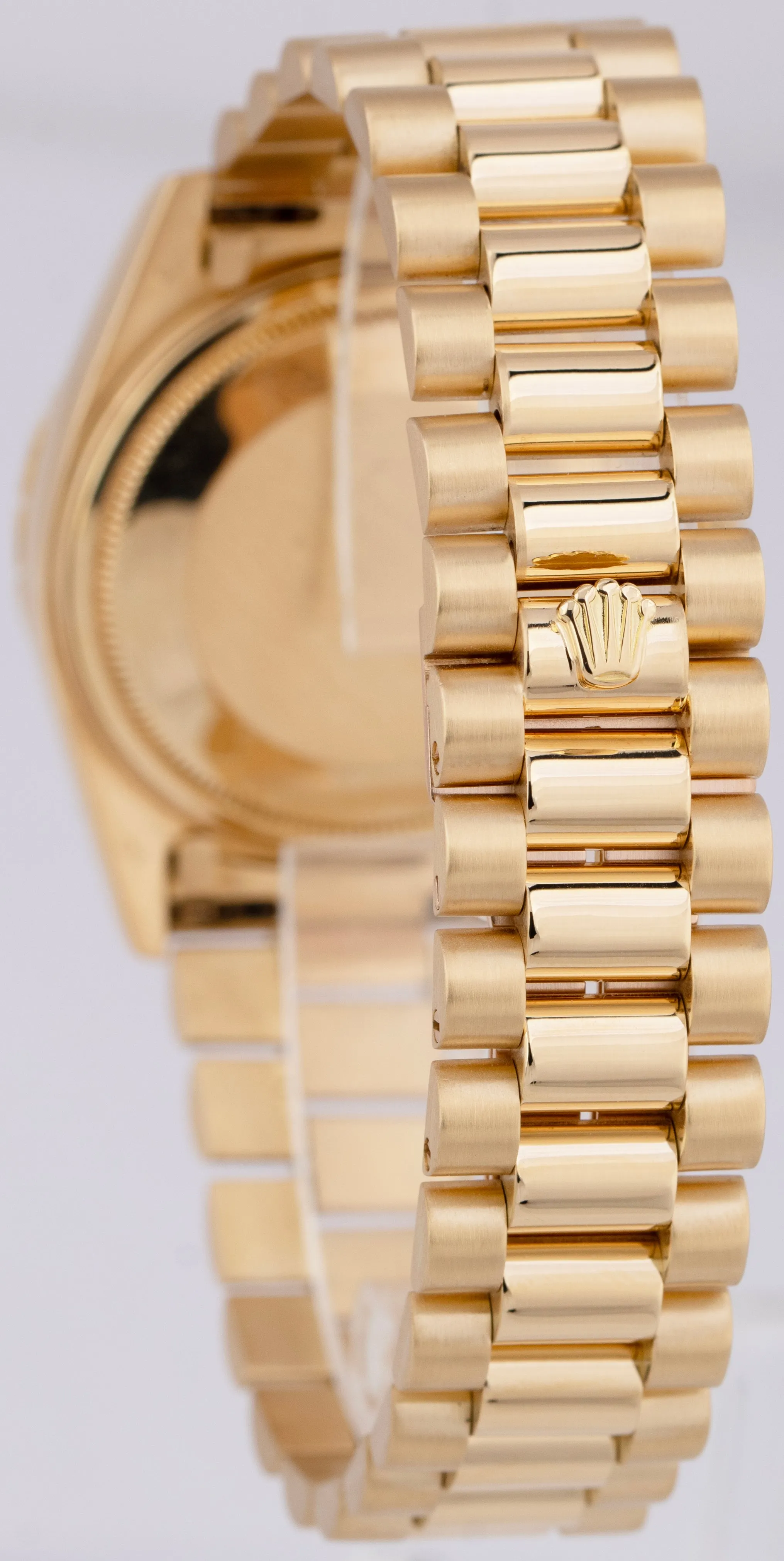 Rolex Day-Date President Mother Of Pearl DIAMOND Dial 36mm 18K Gold Watch 18038