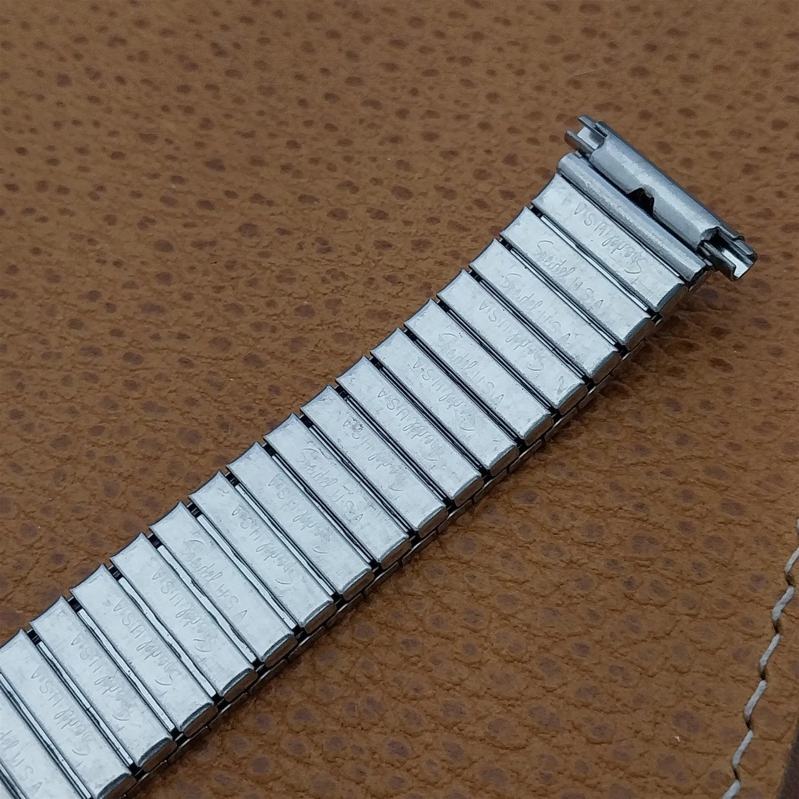 Speidel USA Made Stainless Steel 1970s Twist o flex nos Vintage Watch Band